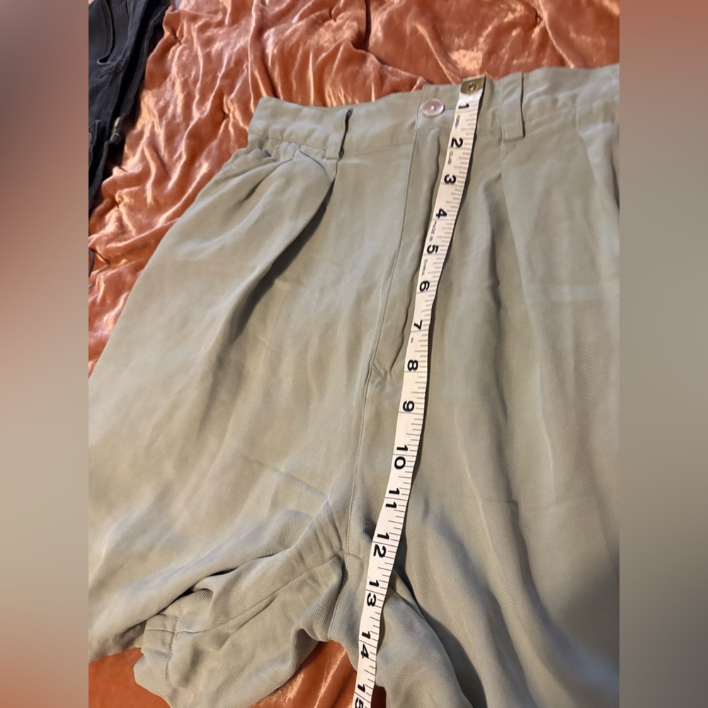 Tommy Bahama Silk Pleated Vintage High Waist Shorts Flattering 80s Retro Classic - Picture 6 of 8